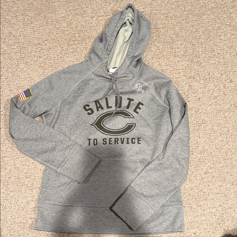Girls Nike Gray Salute to Service Chicago Bears Hoodie